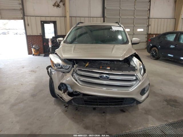 2017 FORD ESCAPE SE 13
