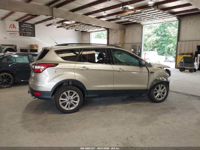 2017 FORD ESCAPE SE 14