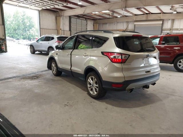 2017 FORD ESCAPE SE 3