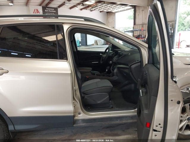 2017 FORD ESCAPE SE 5