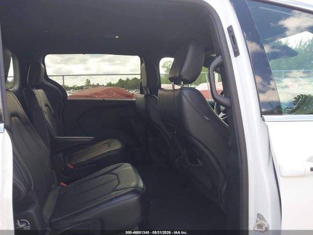 2026 CHRYSLER PACIFICA SELECT 8