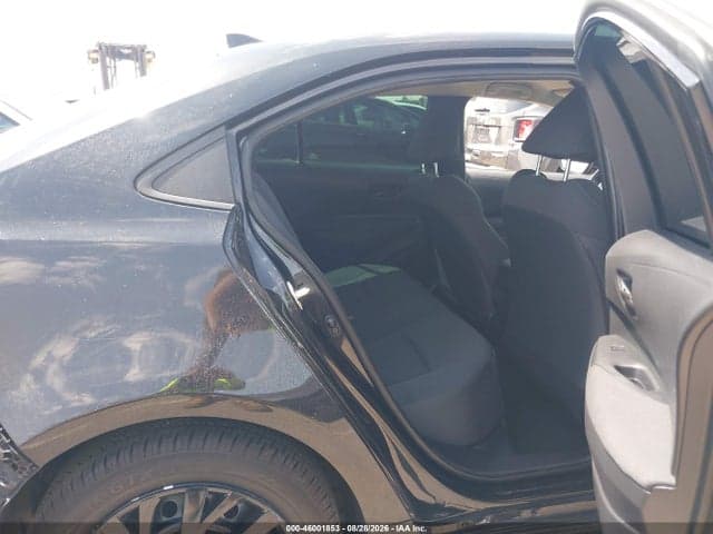 2022 TOYOTA COROLLA LE 8