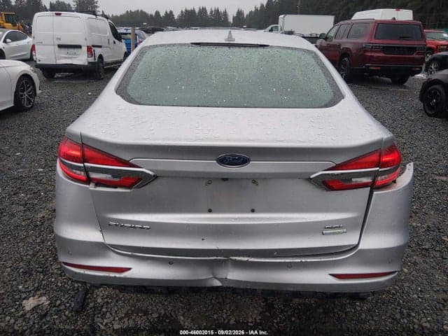2019 FORD FUSION SEL 17