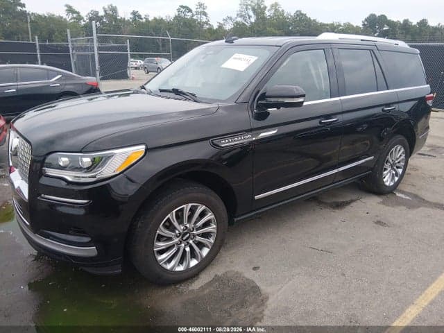 2022 LINCOLN NAVIGATOR STANDARD 2