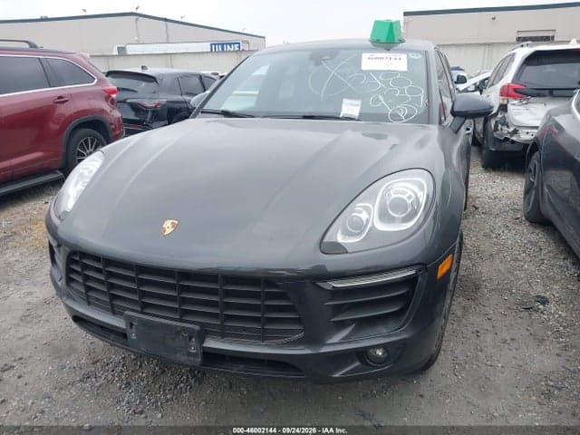 2018 PORSCHE MACAN S 13