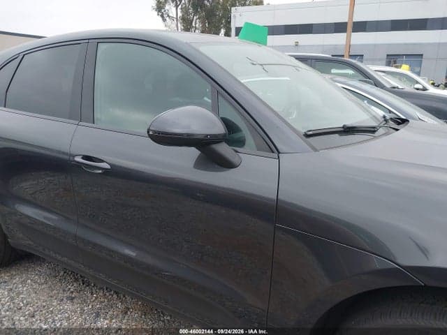2018 PORSCHE MACAN S 14