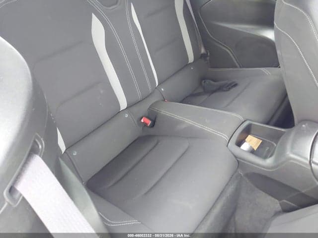 2017 CHEVROLET CAMARO 1LT 8