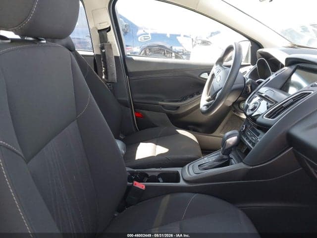 2017 FORD FOCUS SEL 5