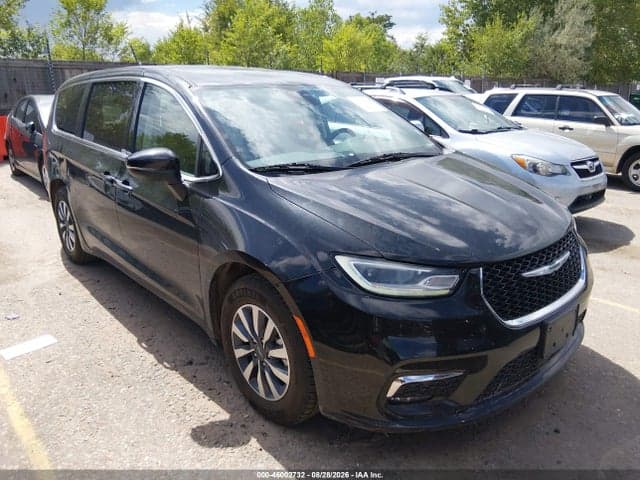 2023 CHRYSLER PACIFICA HYBRID TOURING L 1