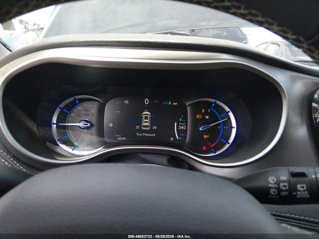 2023 CHRYSLER PACIFICA HYBRID TOURING L 7