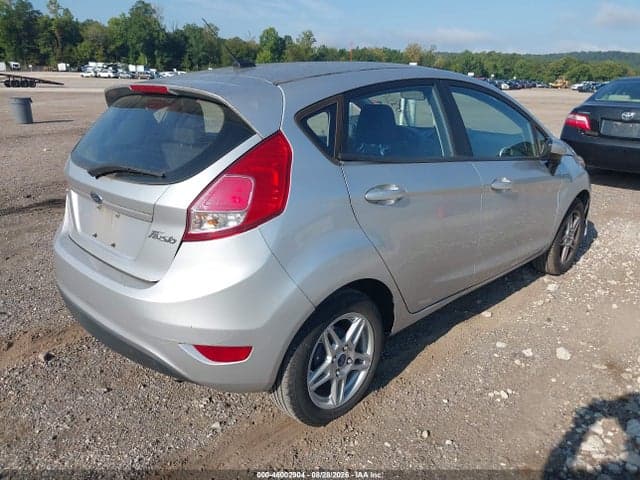 2017 FORD FIESTA SE 4