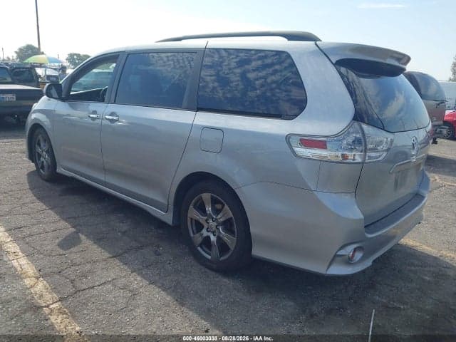 2017 TOYOTA SIENNA SE 8 PASSENGER 2