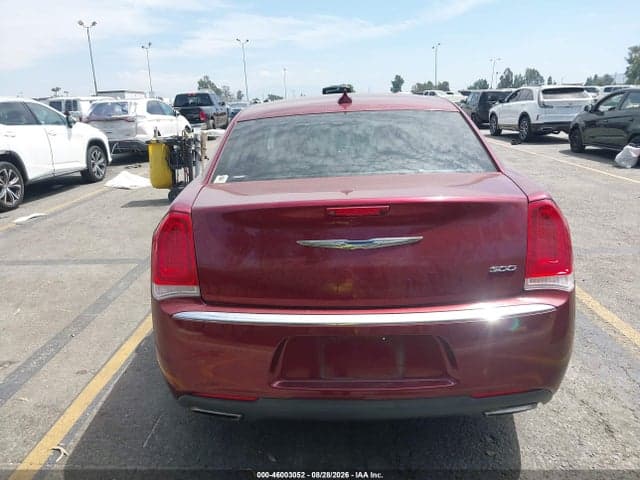 2018 CHRYSLER 300 LIMITED 17