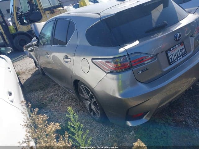 2017 LEXUS CT 200H 3