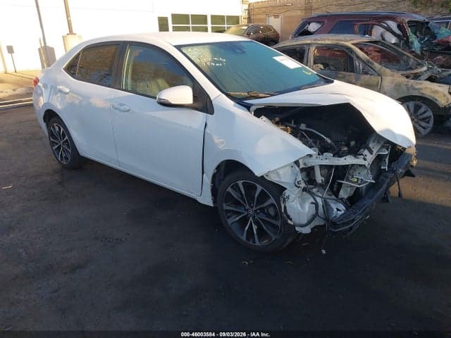 2018 TOYOTA COROLLA SE 1