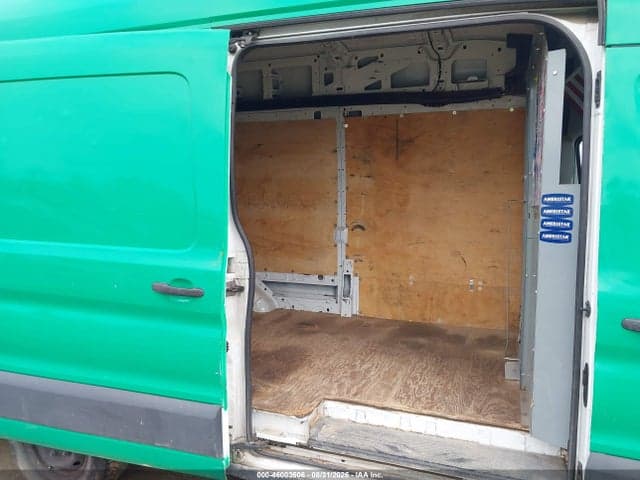 2017 FORD TRANSIT 8