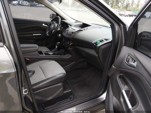 2017 FORD ESCAPE SE 5