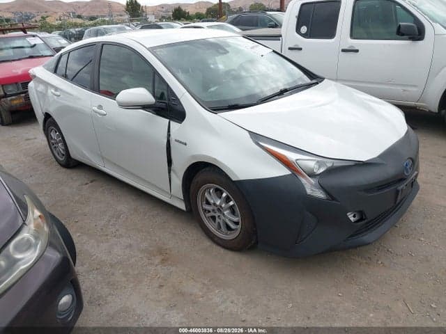 2017 TOYOTA PRIUS THREE 1