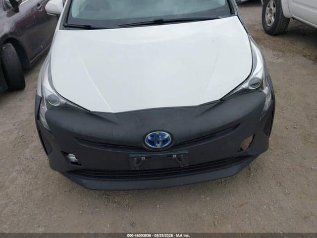 2017 TOYOTA PRIUS THREE 6