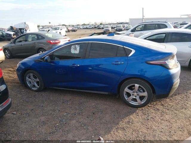 2017 CHEVROLET VOLT LT 8
