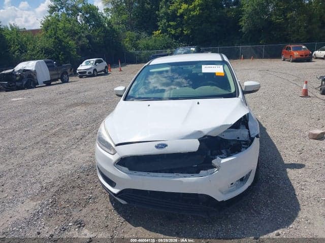 2017 FORD FOCUS SE 12