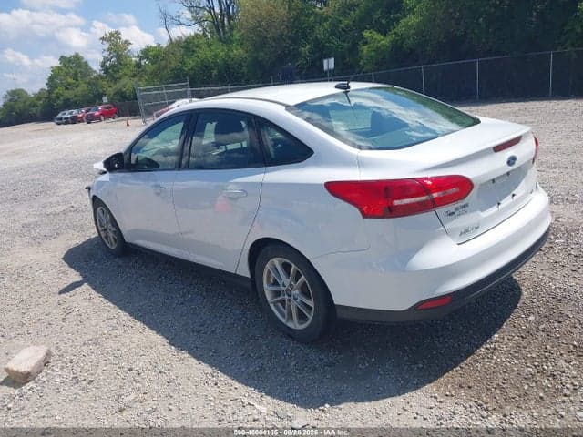 2017 FORD FOCUS SE 3