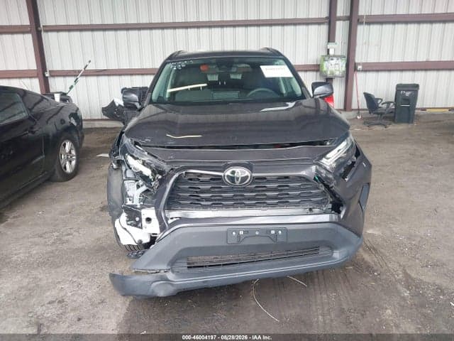2024 TOYOTA RAV4 XLE 12