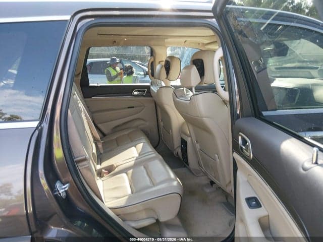 2017 JEEP GRAND CHEROKEE OVERLAND 8