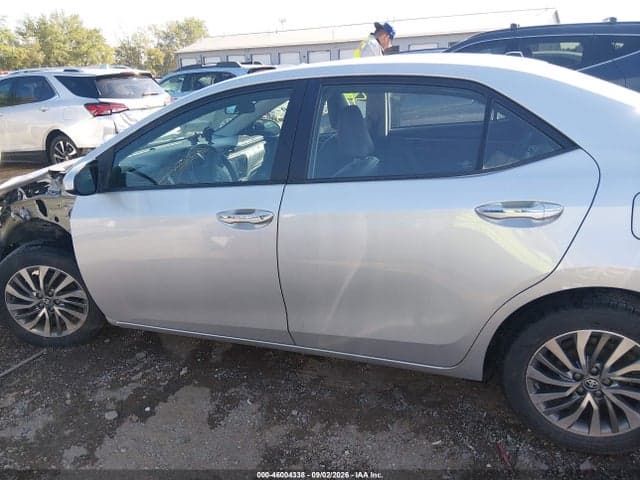 2018 TOYOTA COROLLA XLE 14