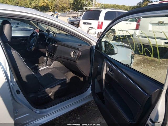 2018 TOYOTA COROLLA XLE 5