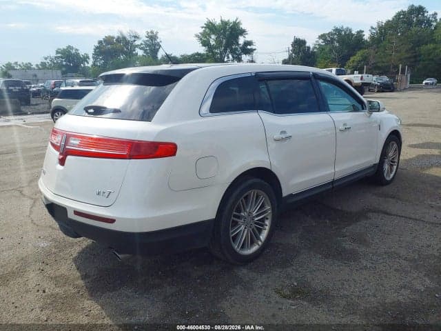 2018 LINCOLN MKT RESERVE 4