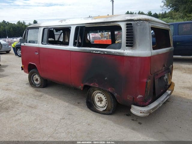 1976 VOLKSWAGEN TRANSPORTER 3