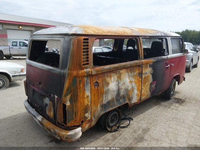 1976 VOLKSWAGEN TRANSPORTER 6