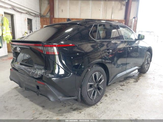 2026 TOYOTA BZ XLE PLUS 4