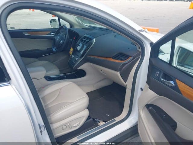 2019 LINCOLN MKC SELECT 5