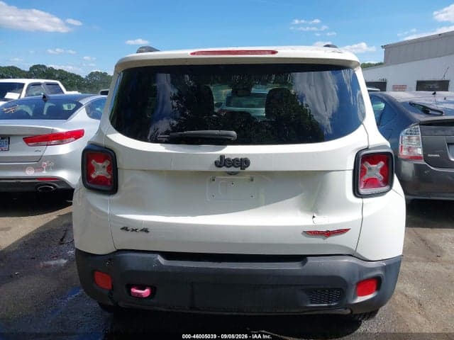 2017 JEEP RENEGADE DESERTHAWK 4X4 16