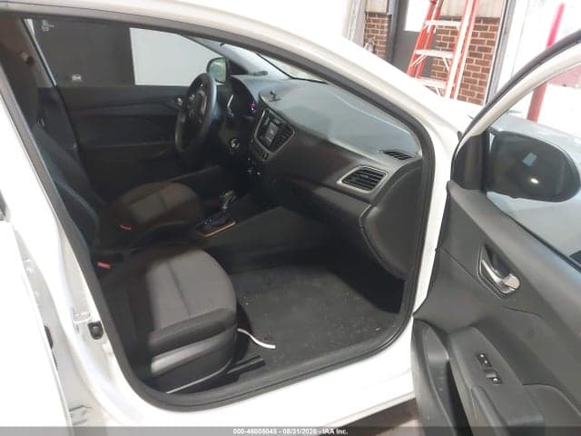 2019 HYUNDAI ACCENT SE 5