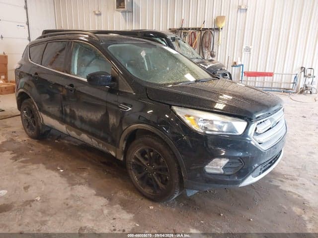 2018 FORD ESCAPE SE 1