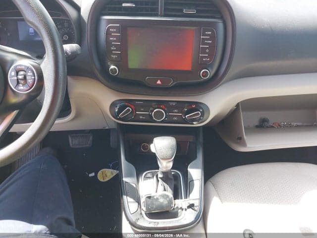 2020 KIA SOUL LX 11