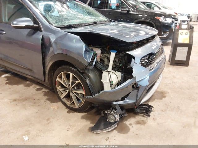 2022 KIA NIRO TOURING SE 6
