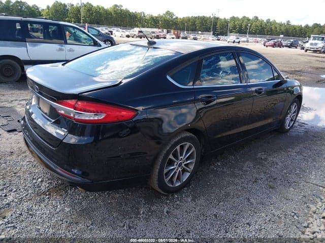 2017 FORD FUSION SE 4