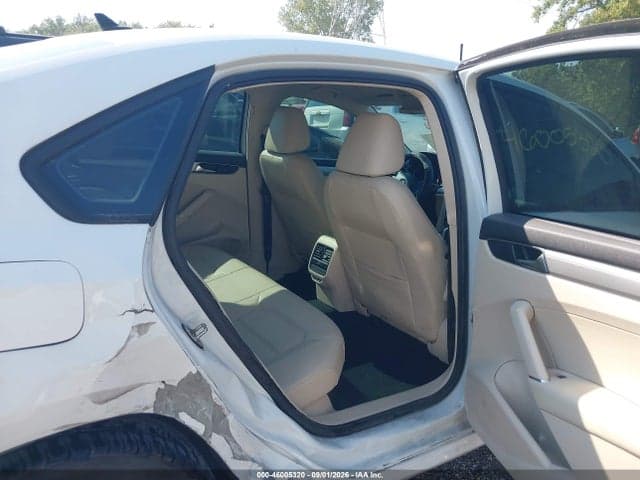 2019 VOLKSWAGEN PASSAT 2.0T WOLFSBURG EDITION 8