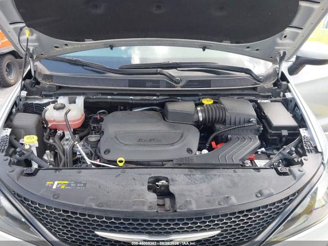 2023 CHRYSLER VOYAGER LX 10