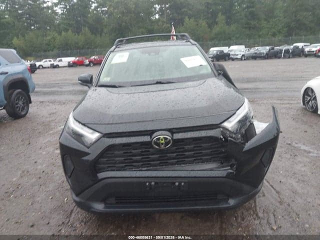 2023 TOYOTA RAV4 XLE 12