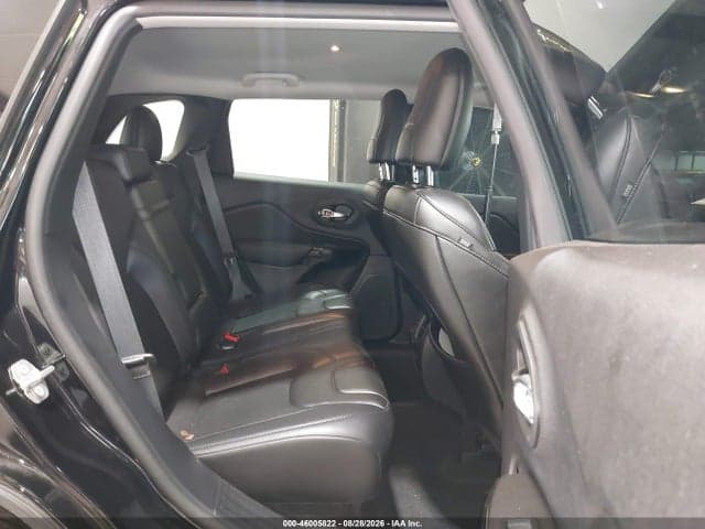 2019 JEEP CHEROKEE ALTITUDE 4X4 8