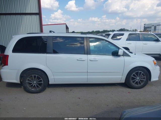 2017 DODGE GRAND CARAVAN SXT 13
