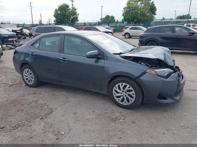 2017 TOYOTA COROLLA LE 1