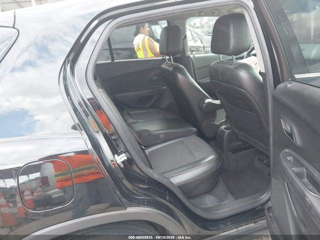 2019 CHEVROLET TRAX LT 8