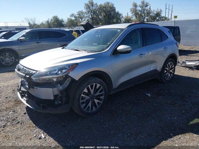 2020 FORD ESCAPE TITANIUM 2