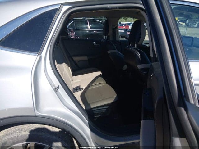 2020 FORD ESCAPE TITANIUM 8